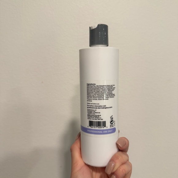 Dermalogica Professional Redness Relief Essence 12 Fl Oz /355 mL - Picture 3 of 5